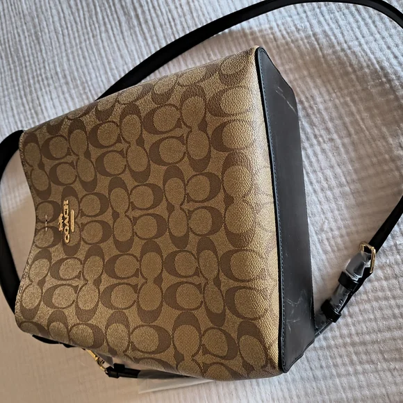 Coach Brown and Black Women's Bag - Picture 5 of 6